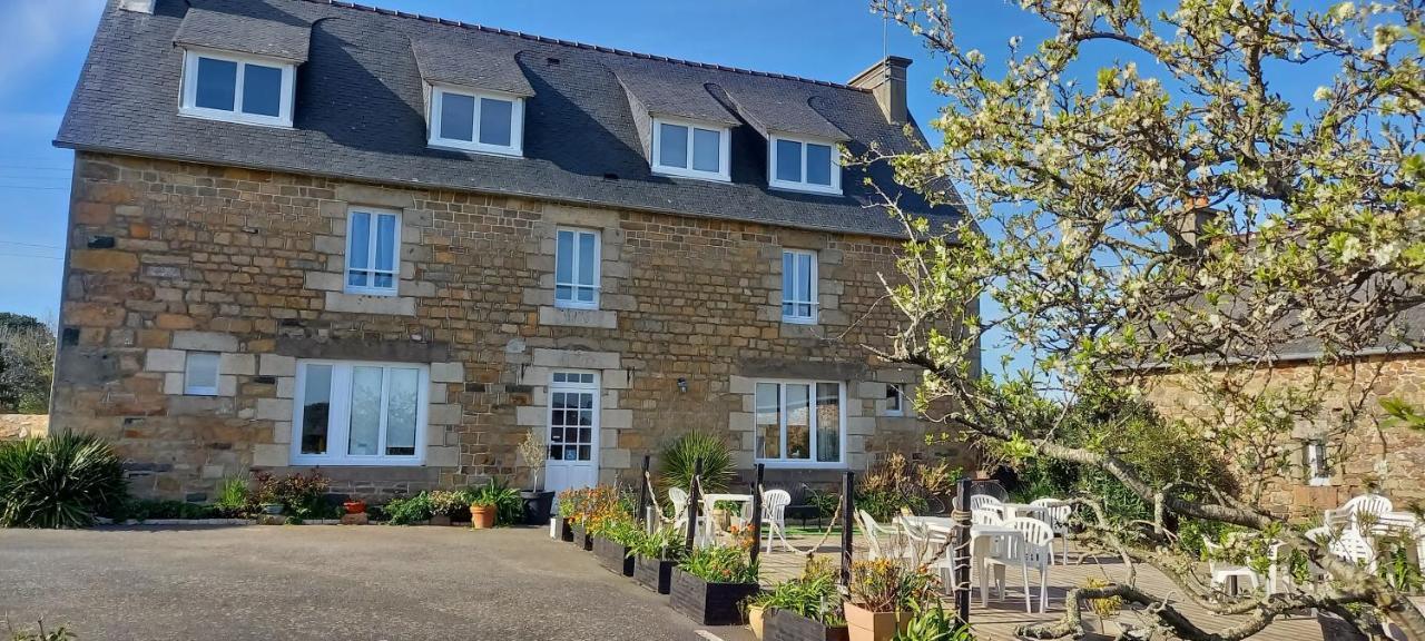 Le Relais De Launay Ploubazlanec Buitenkant foto