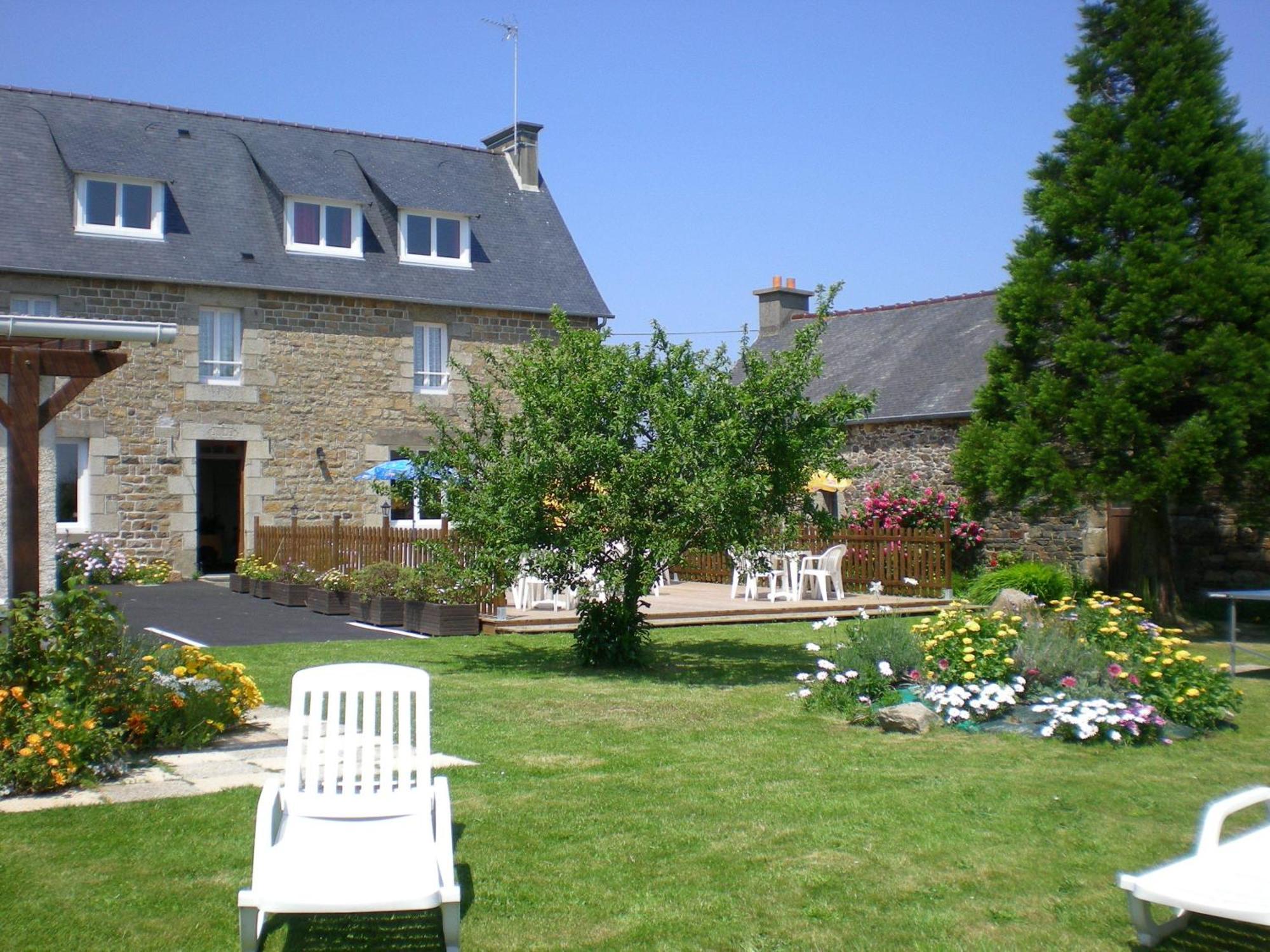 Le Relais De Launay Ploubazlanec Buitenkant foto