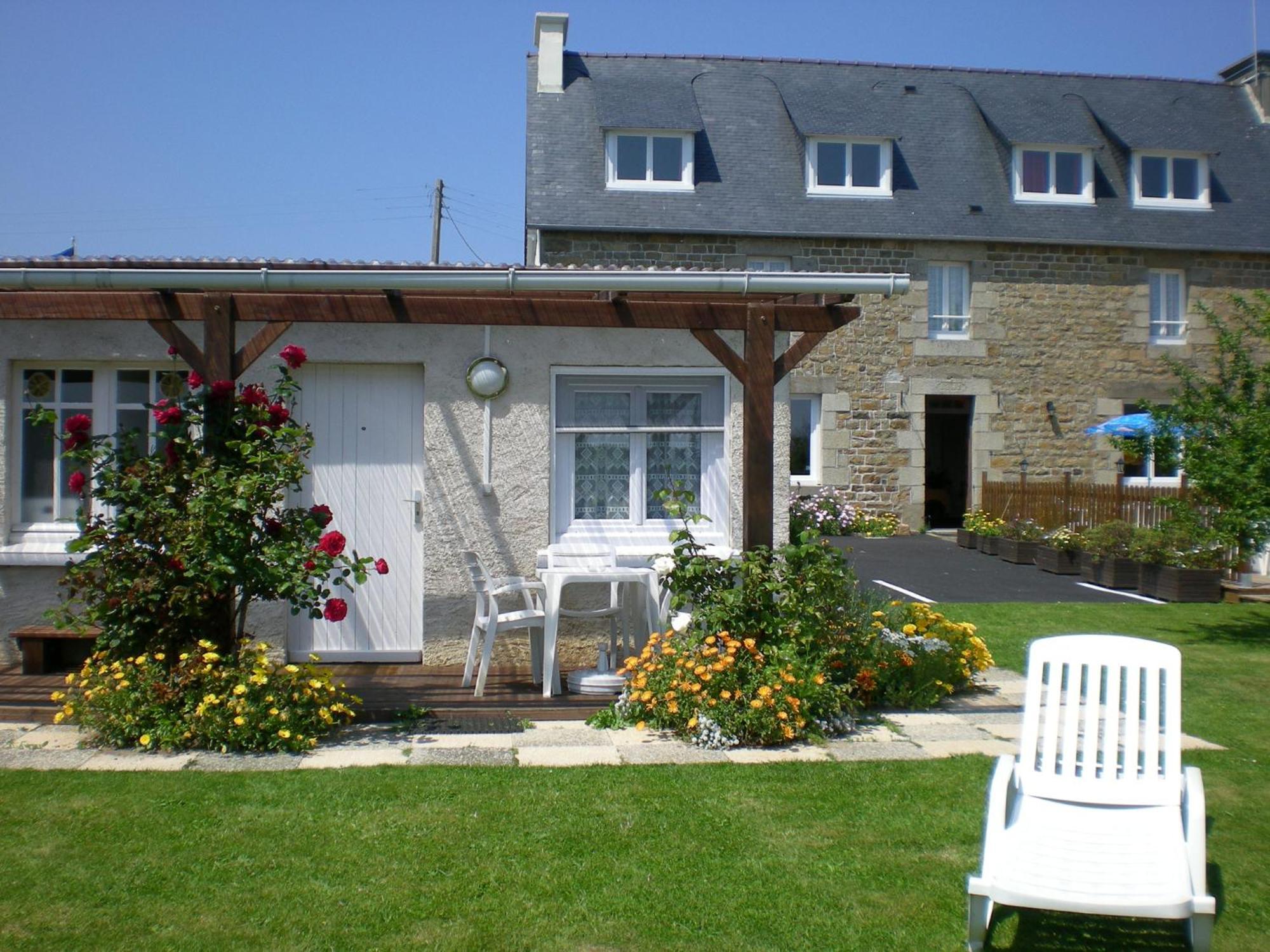 Le Relais De Launay Ploubazlanec Buitenkant foto
